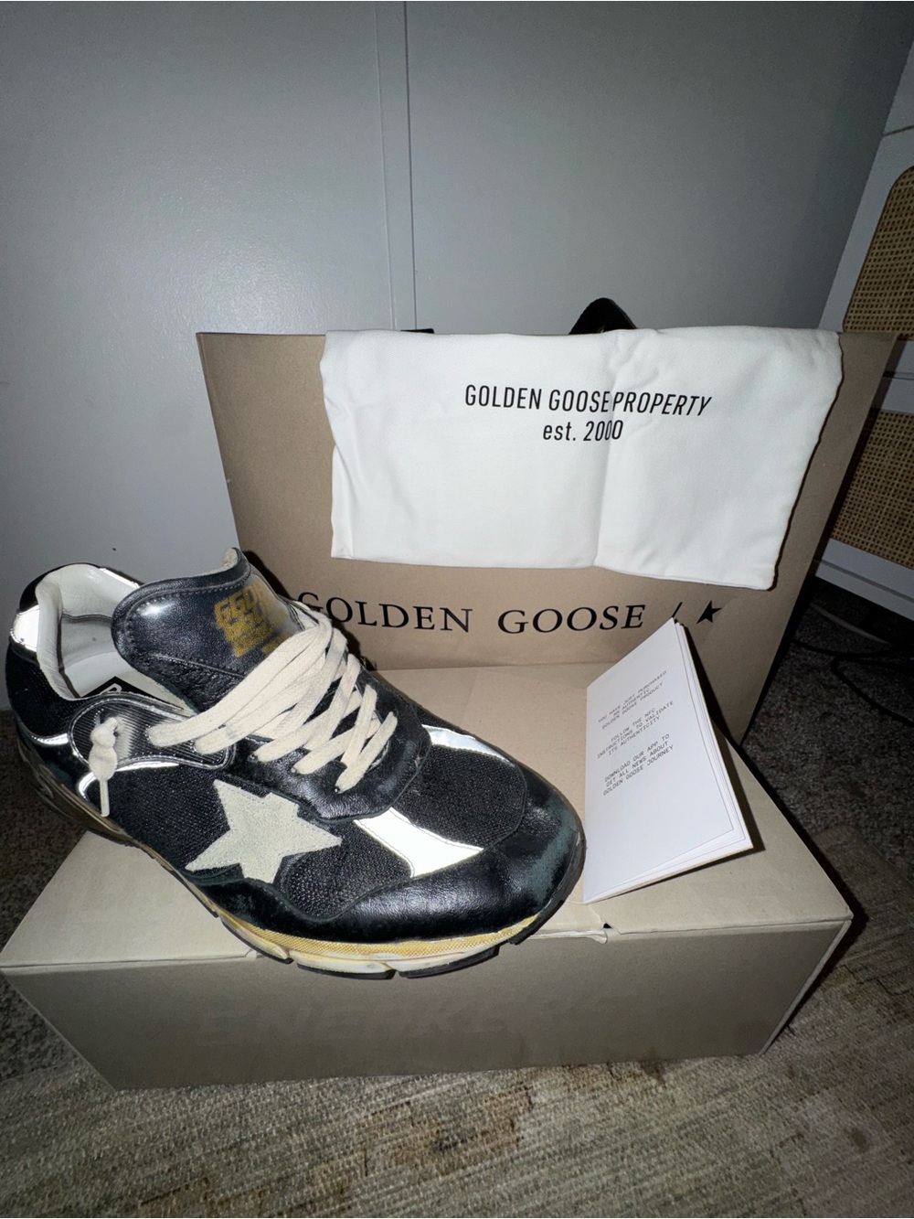 Golden Goose Dad-Star Black and White